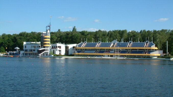 Jezioro Maltańskie to największy sztuczny zbiornik wodny w Poznaniu.