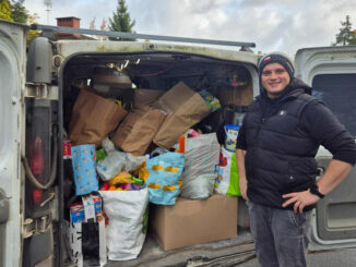 Ponad 20 szkół, przedszkoli i instytucji zorganizowało zbiórki pościeli, zabawek, materiałów plastycznych i środków higienicznych.