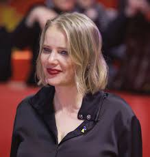 Na zdjęciu Joanna Kulig – jedna z najbardziej nagradzanych polskich aktorek, która będzie grała główną rolę w serialu Ołowiane dzieci.