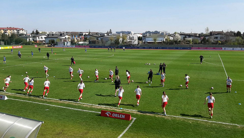 Na murawie stadionu we Wrześni.
