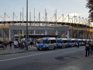 Przed stadionem im. Edwarda Jancarza w Gorzowie Wielkopolskim.