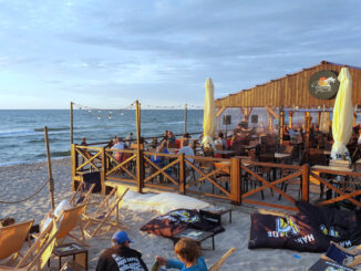 Relaks na plaży w Pustkowie.