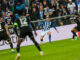 Podczas meczu Lech Poznań - Bayer Leverkusen na stadionie przy ul. Bułgarskiej.